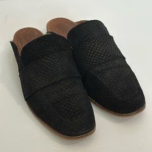 Free People Women's Black Mules size 37 or 7
